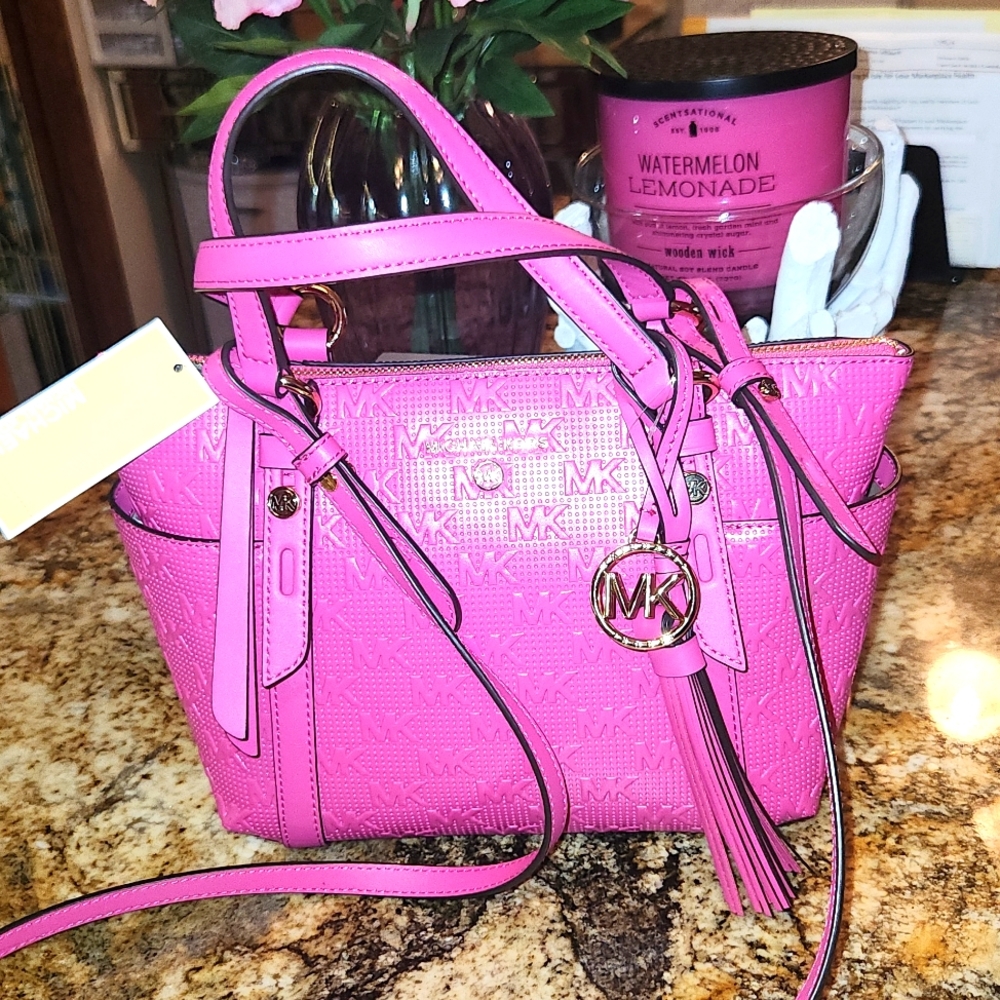 Beautiful Brand New Hot Pink Embossed Leather MICHAEL KORS Handbag!!!
